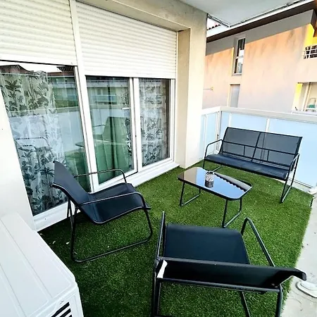 The Jungle Senso Apartment